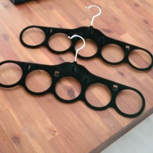 Set up to Velvet hangers for scarves and belts